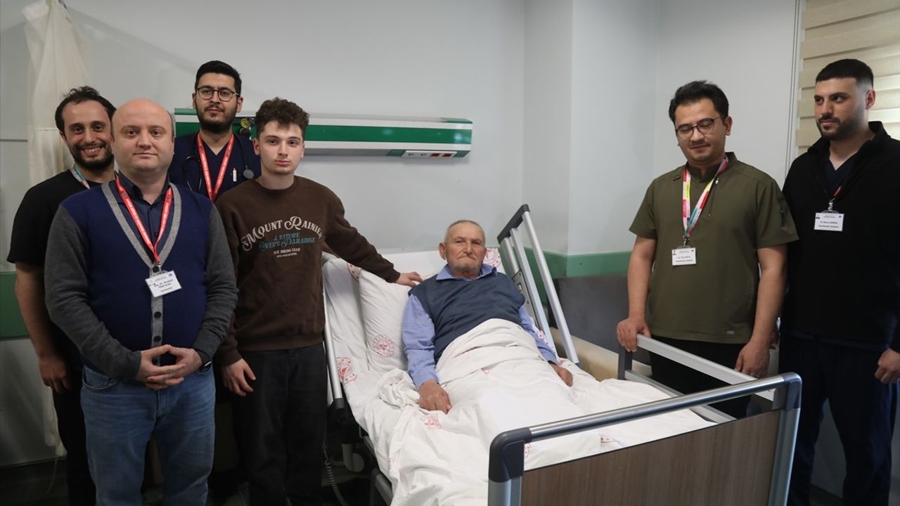 Samsun'da Nadir Görülen 4 Yaprakçıklı Aort Kapağı Ameliyatı Başarıyla Gerçekleştirildi