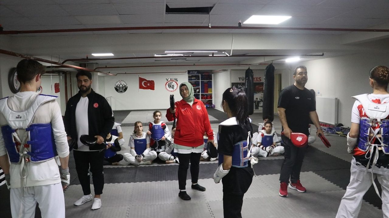 Sayan Ailesi: Tekvandonun Gelecek Şampiyonları Yetiştiriliyor