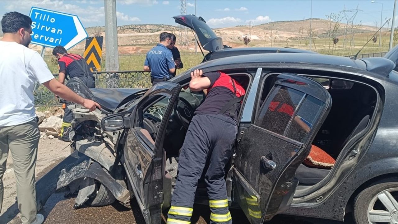 Siirt'te Trafik Kazası: Dört Yaralı