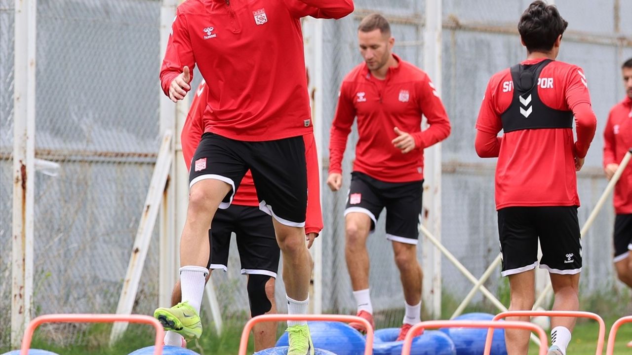 Sivasspor Hazırlıklarına Devam Ediyor