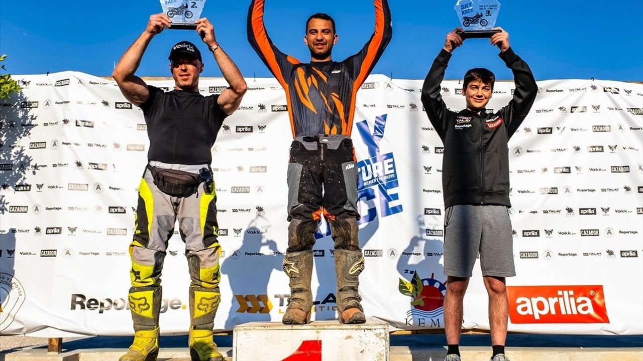 Sky Adventure Motosiklet Yarışı Kemer'de Yapıldı