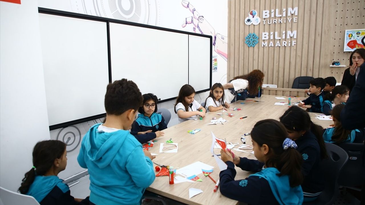 T3 Vakfı Azerbaycan'da Yeni Bilim Merkezleri Açtı
