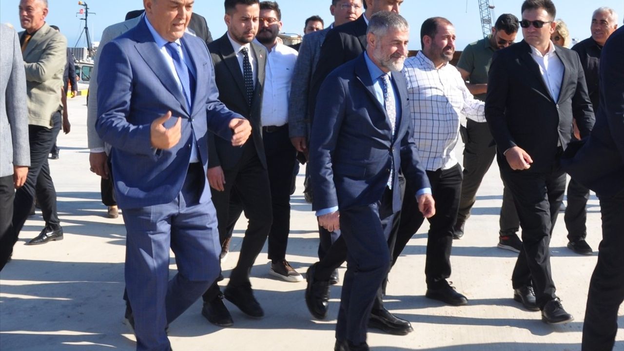 Taşucu Limanı İnşaat Çalışmaları İncelendi