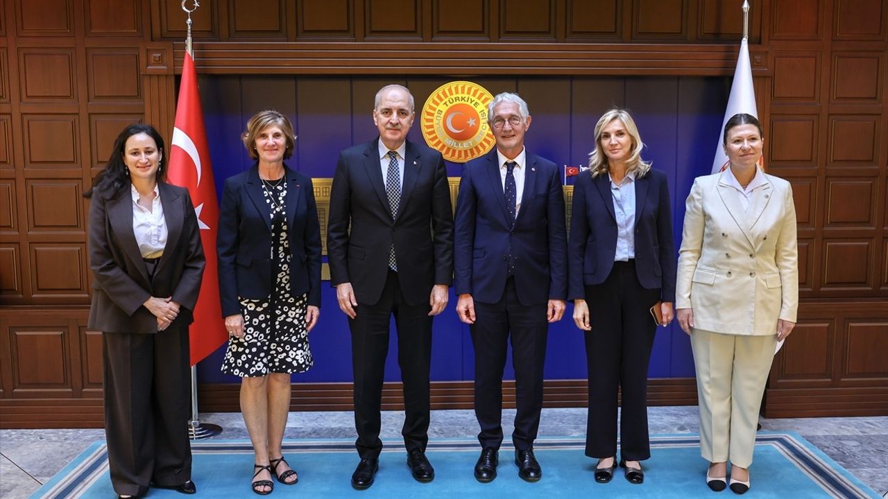 TBMM Başkanı Numan Kurtulmuş Fransa-Türkiye Parlamentolar Arası Dostluk Grubu Başkanı ile Bir Araya Geldi