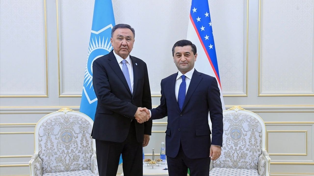 TDT Genel Sekreteri Ömüraliyev ve Özbekistan Dışişleri Bakanı Saidov'un Görüşmesi