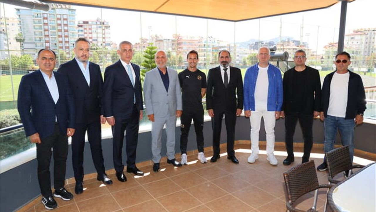 TFF Başkanı Hacıosmanoğlu'ndan Çavuşoğlu'na Taziye Ziyareti