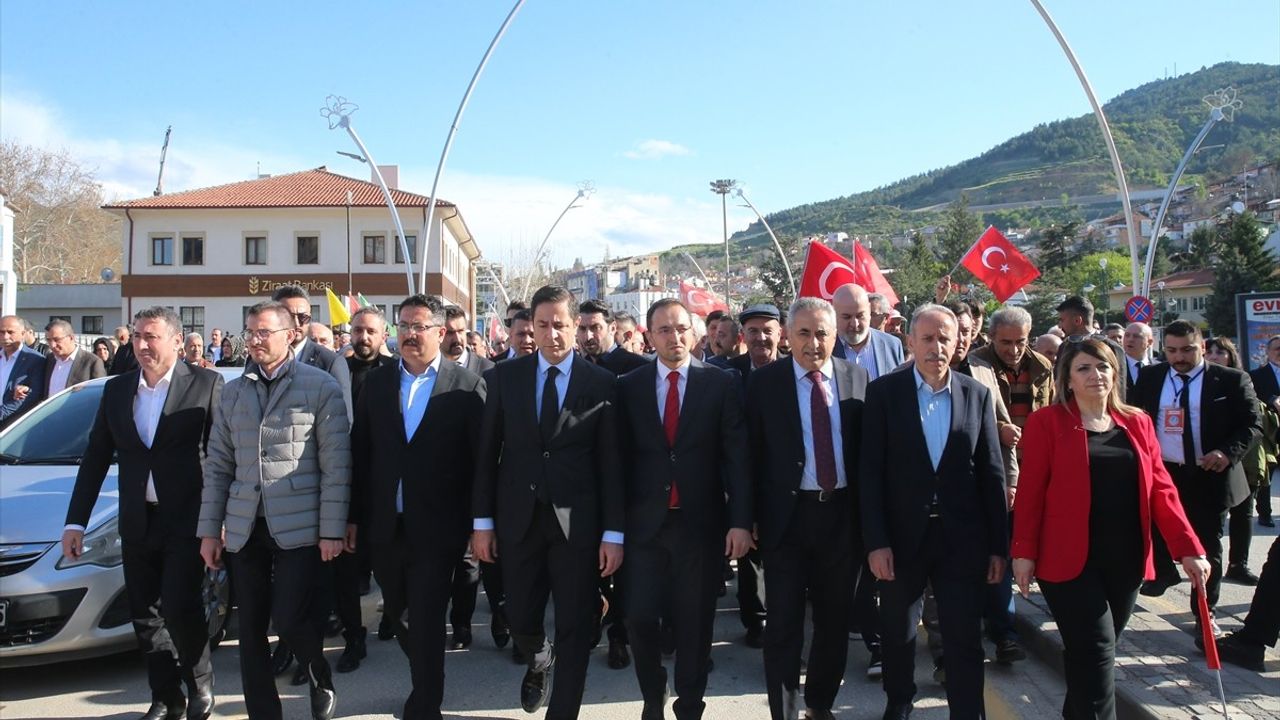 Tokat'ta 3 Mayıs Türkçülük Yürüyüşü Gerçekleştirildi