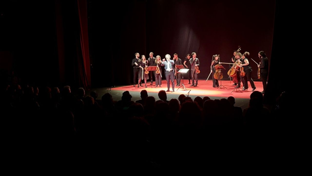 Trabzon'da 25. Uluslararası Karadeniz Tiyatro Festivali Başladı