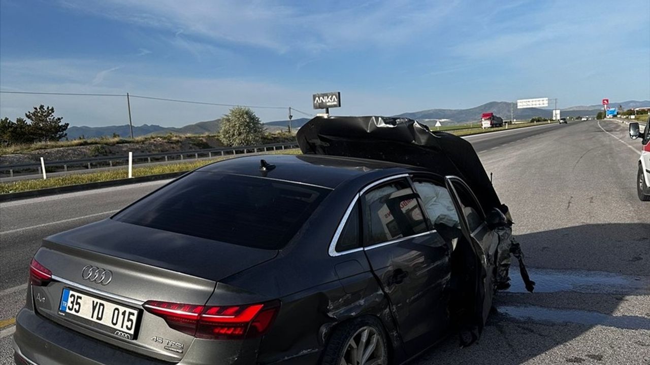 Trafik Kazasında Yaralanan AK Parti Eski Milletvekili İlknur Denizli