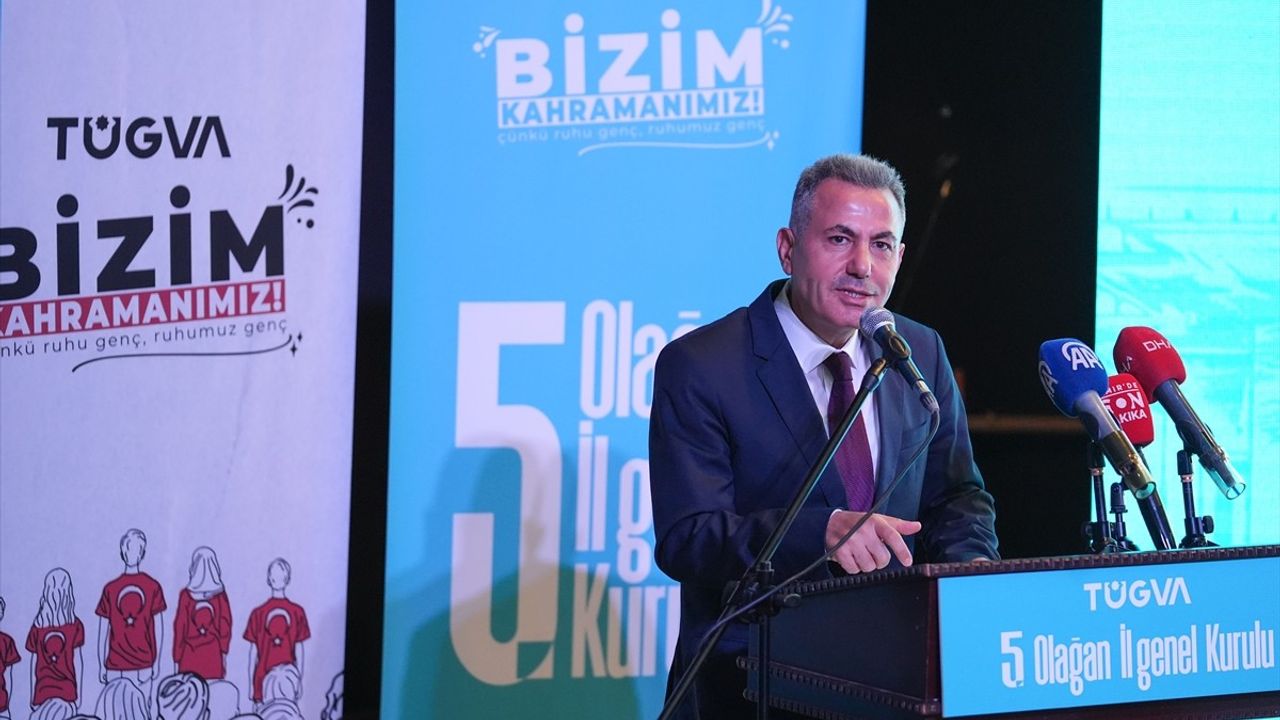 TÜGVA İzmir Genel Kurulu'nda Gençlik Vurgusu
