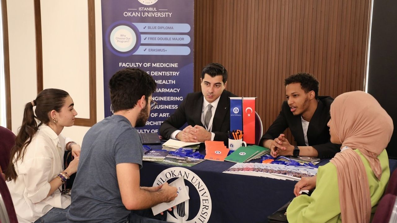 Türk Üniversiteleri Eğitim Fuarı Tunus'ta Gerçekleşti