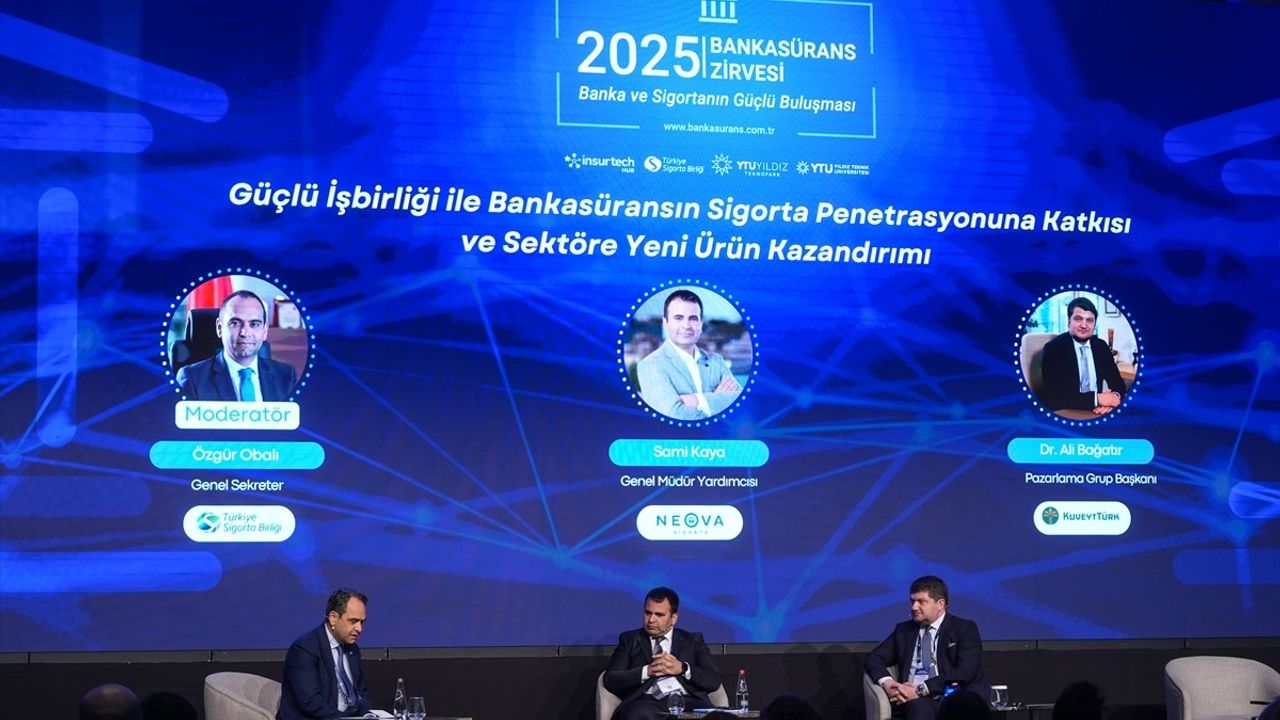 Türkiye Bankasürans Zirvesi'nde Sektörün Geleceği Tartışıldı