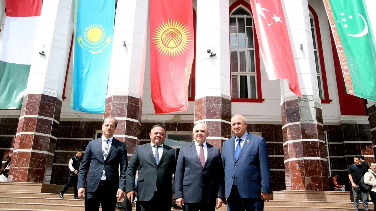 Türkiye'nin Bişkek Büyükelçisi Ökem, Oş Bölgesini Ziyaret Etti