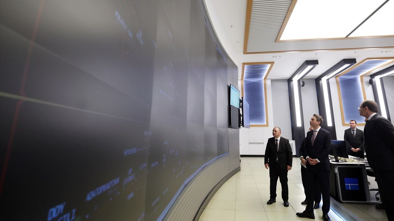 Türkiye'nin Elektrik İletim Şebekesi Güvenli