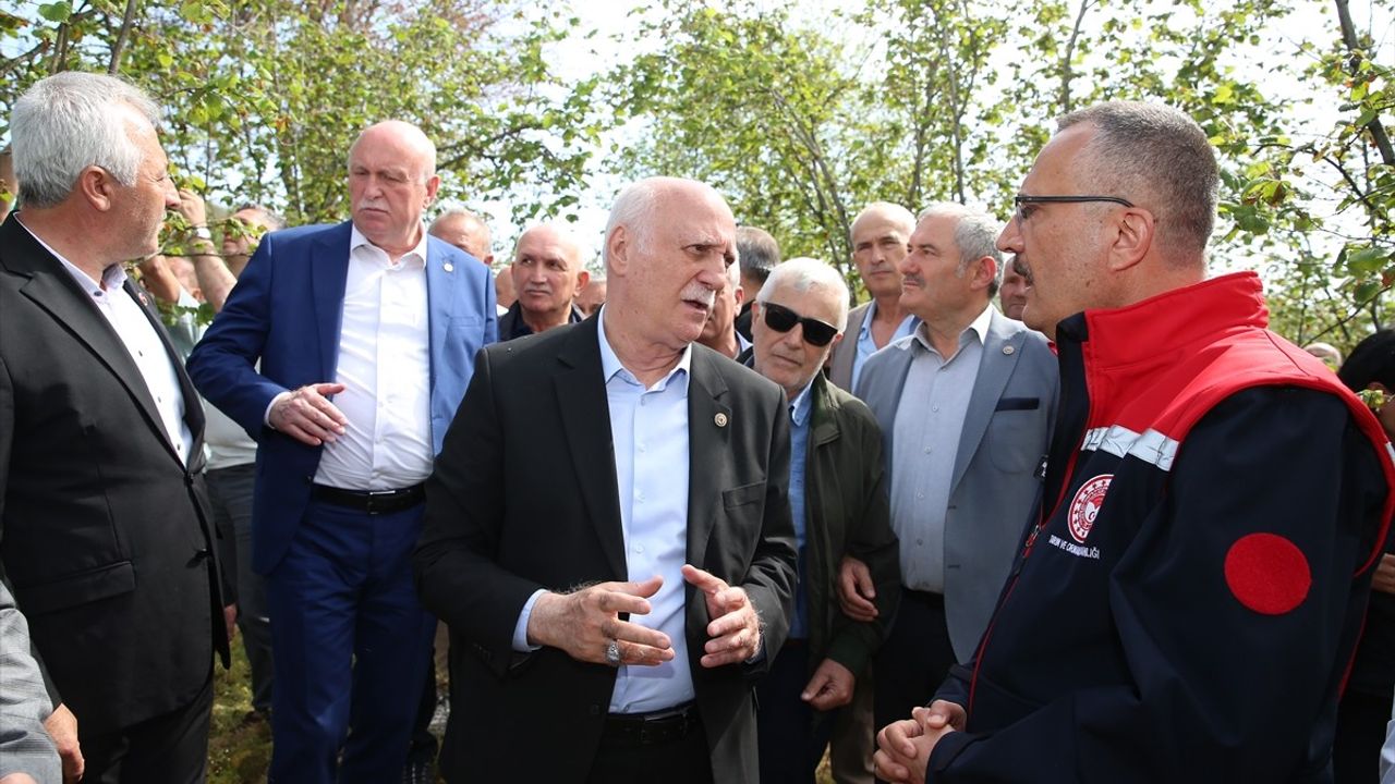 TZOB Genel Başkanı Bayraktar, Sakarya'da Çiftçilerle Bir Araya Geldi