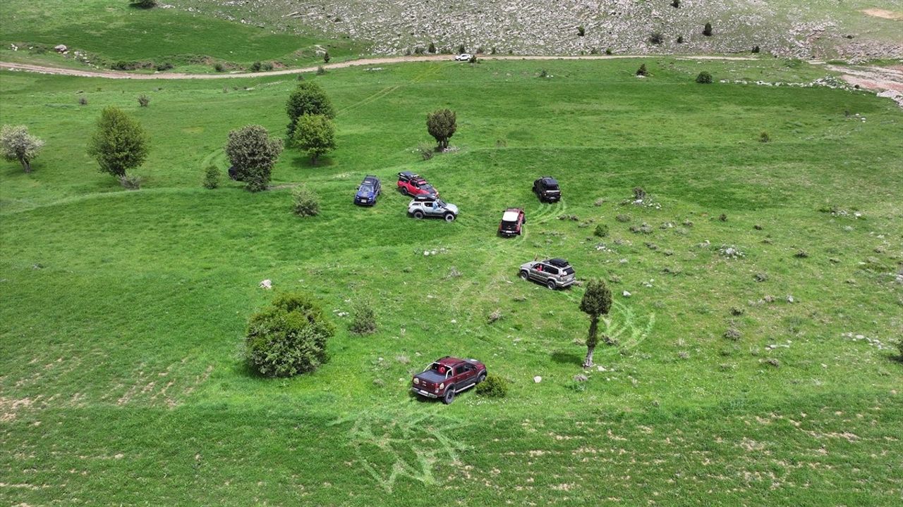 Van Gölü'nde Off-Road Tutkunlarına Eşsiz Deneyim