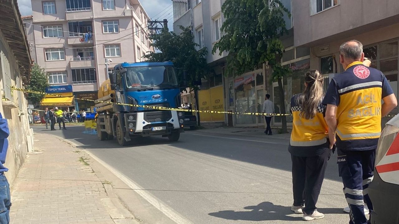 Tekirdağ'da Vidanjör Çarpması: 60 Yaşındaki Kadın Hayatını Kaybetti