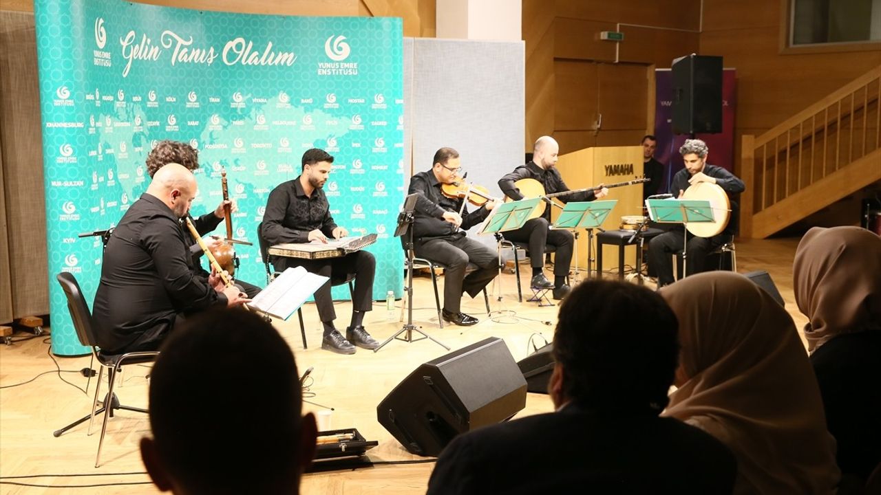 Viyana'da Klasik Türk Müziği Konseri Nefes Kesti