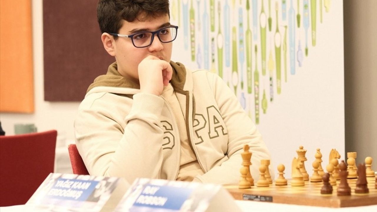 Yağız Kaan Erdoğmuş İsveç'te Uluslararası Turnuvada İkincilik Elde Etti