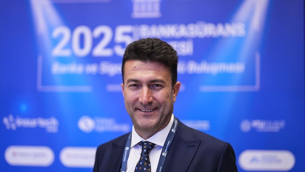 Yapay Zeka ve Dijitalleşme: Bankacılık ve Sigorta Zirvesi