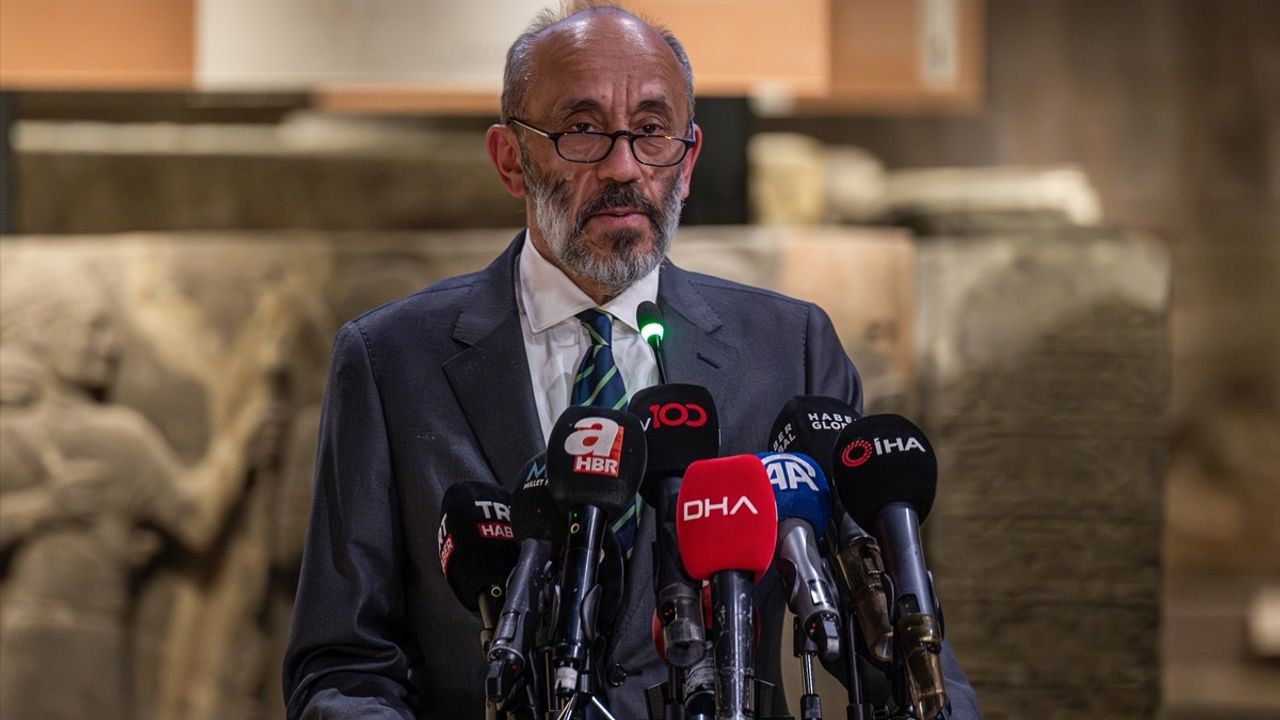 Yeni İslamofobi ile Mücadele Merkezi, Bilim ve Farkındalık İçin Kapılarını Açtı