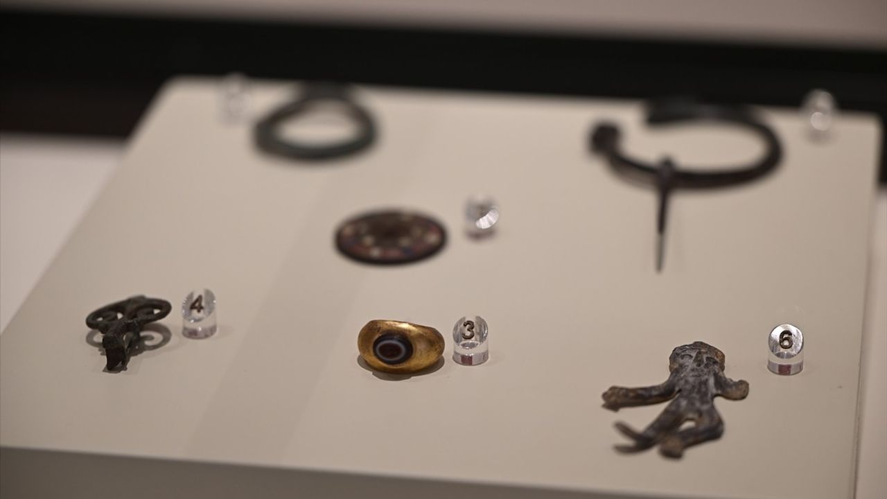 Zeugma Antik Kenti'nden 33 Eser Sanat Severlerle Buluştu