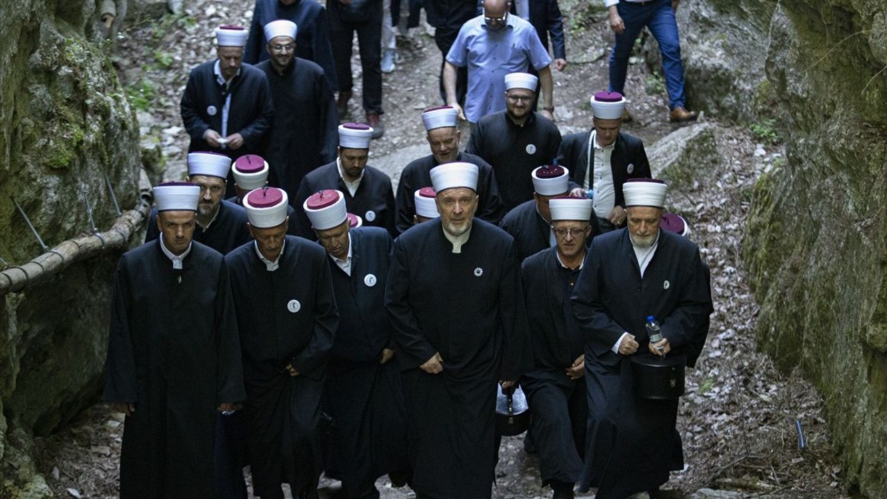 515'inci Ayvaz Dede Şenlikleri Bosna Hersek'te Tamamlandı