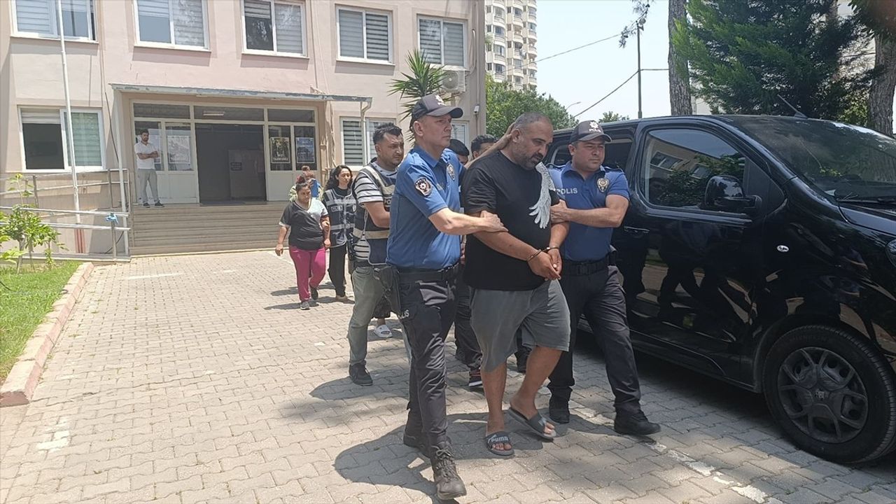 Adana'da Dolandırıcılık Operasyonu: 4 Zanlı Tutuklandı