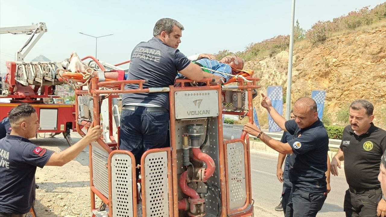 Adana'da Elektrik Akımına Kapılan Boyacı Yaralandı