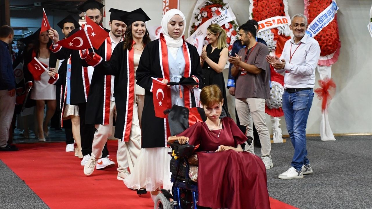 Adana'da Mezuniyet Coşkusu: ATÜ Töreni Gerçekleştirildi