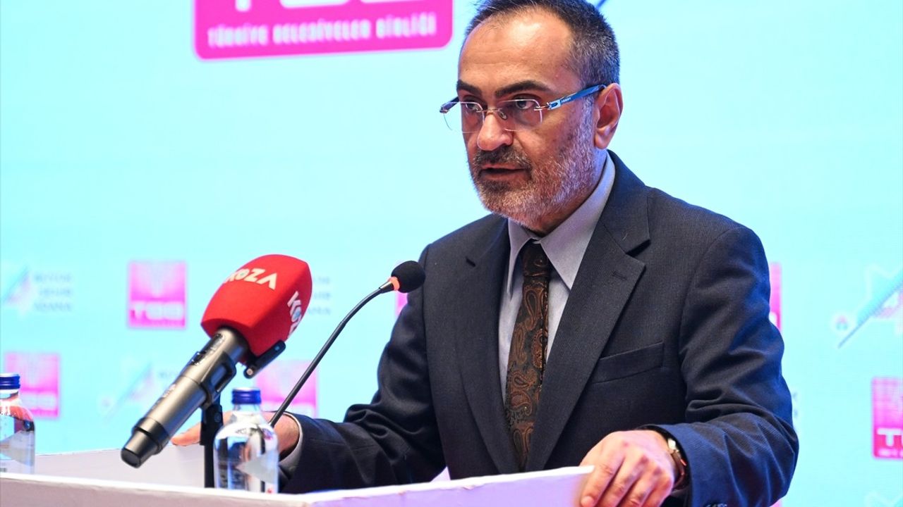 Adana'da Su Yönetimi Paneli Gerçekleşti