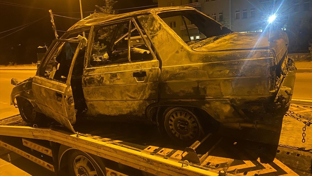 Afyonkarahisar'da Korkunç Kaza: 1 Ölü, 4 Yaralı