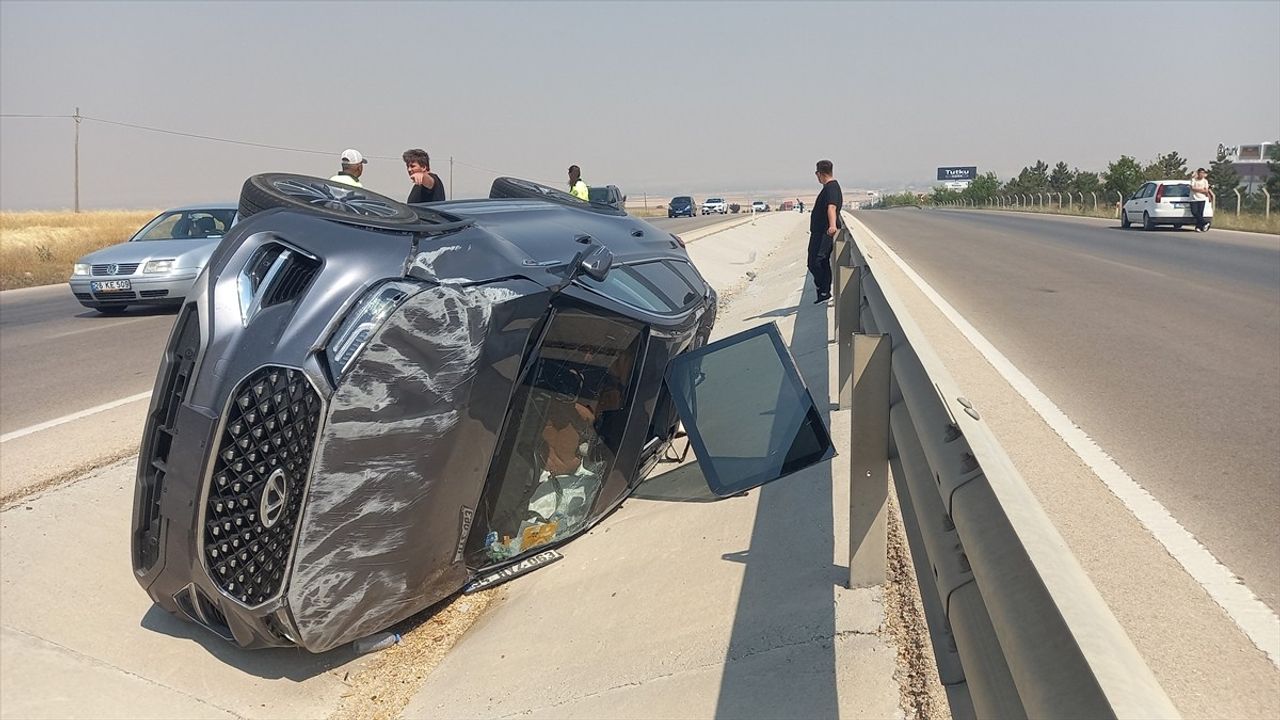 Afyonkarahisar'da Trafik Kazası: 1 Ölü, 3 Yaralı