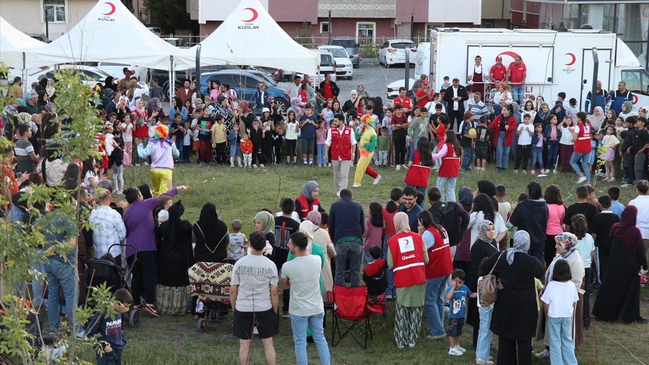 Ağrı'da Çocuklara Özel Şenlik ve Açık Hava Sineması
