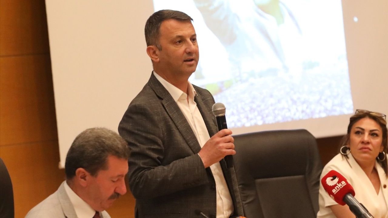 Akhisar'ın Yeni Belediye Başkanı Ekrem Kayserili