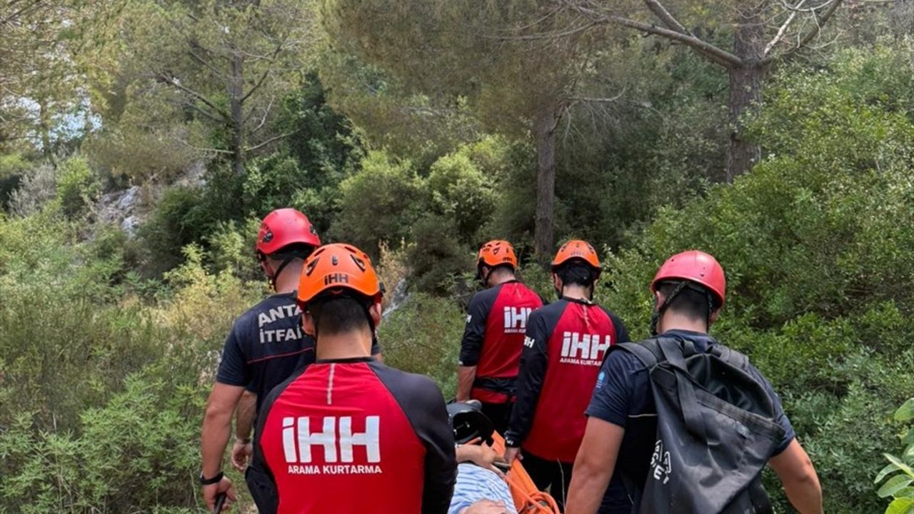 Alanya'da Yamaç Paraşütü Kazası: Bir Yaralı