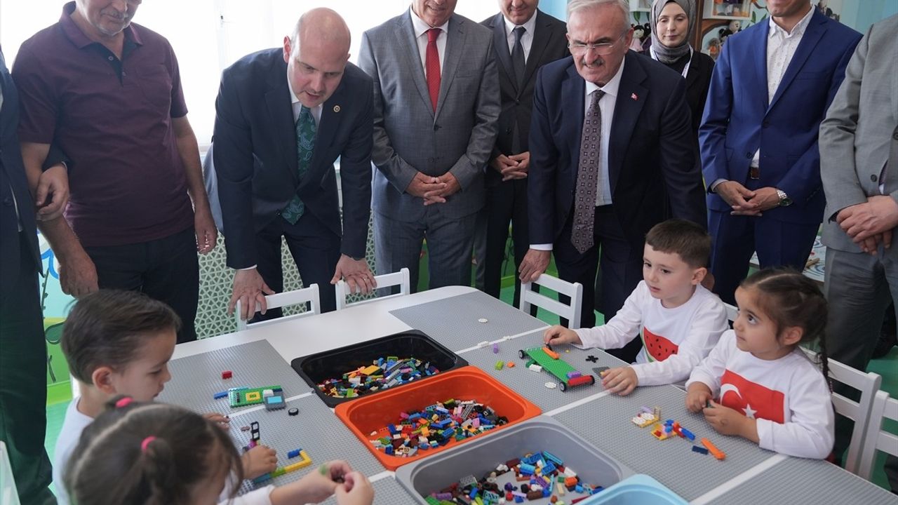 Ankara'da Filistinli Çocuklar Anısına Kütüphane Açıldı