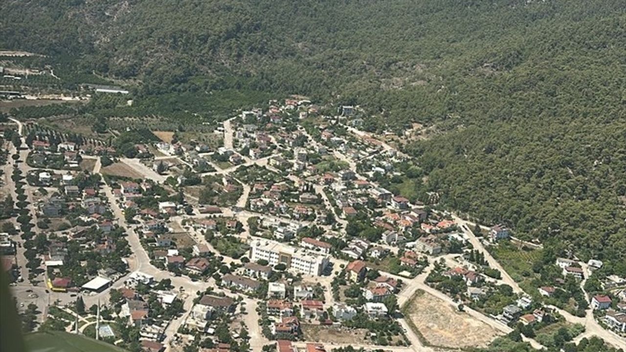 Antalya'da Orman Yangınına Hızla Müdahale
