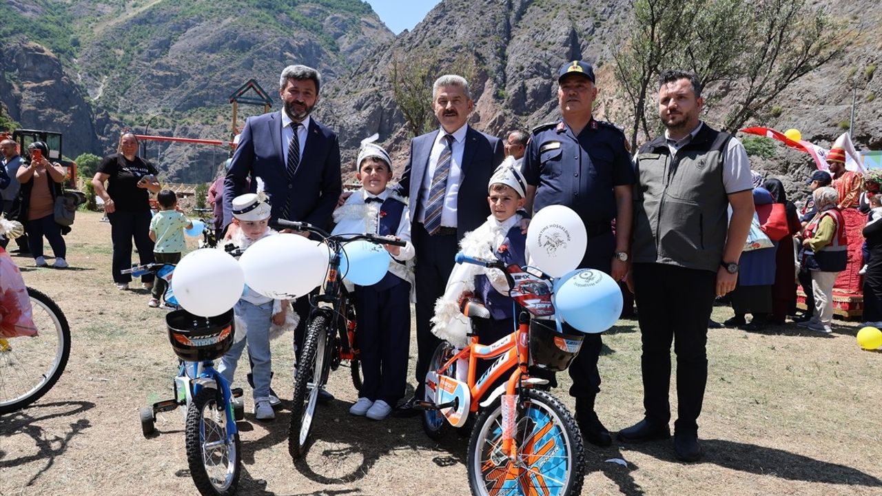 Artvin'de Sünnet Şöleni Coşkusu