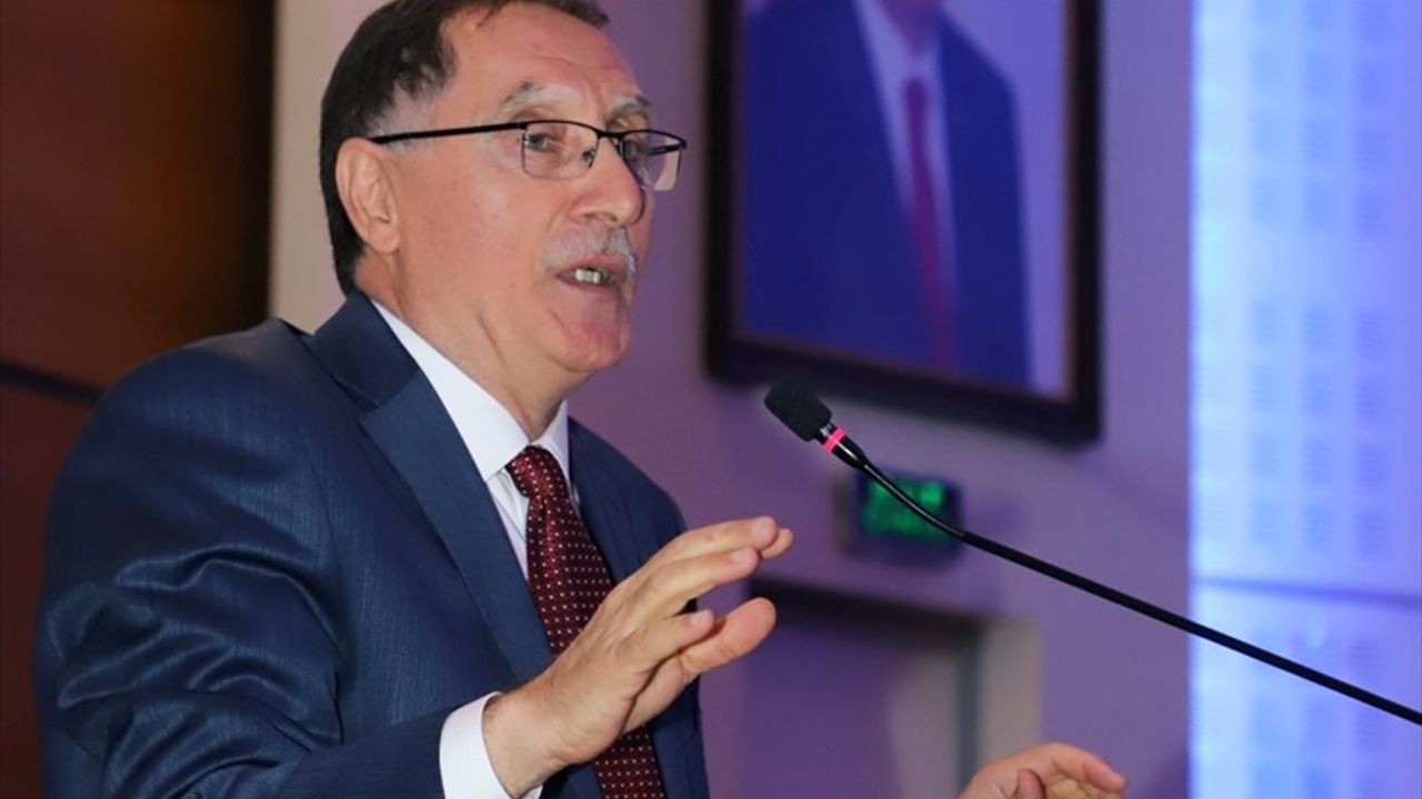 Atatürk Üniversitesi'nde Türkiye Yüzyılı ve Üniversiteler Konferansı