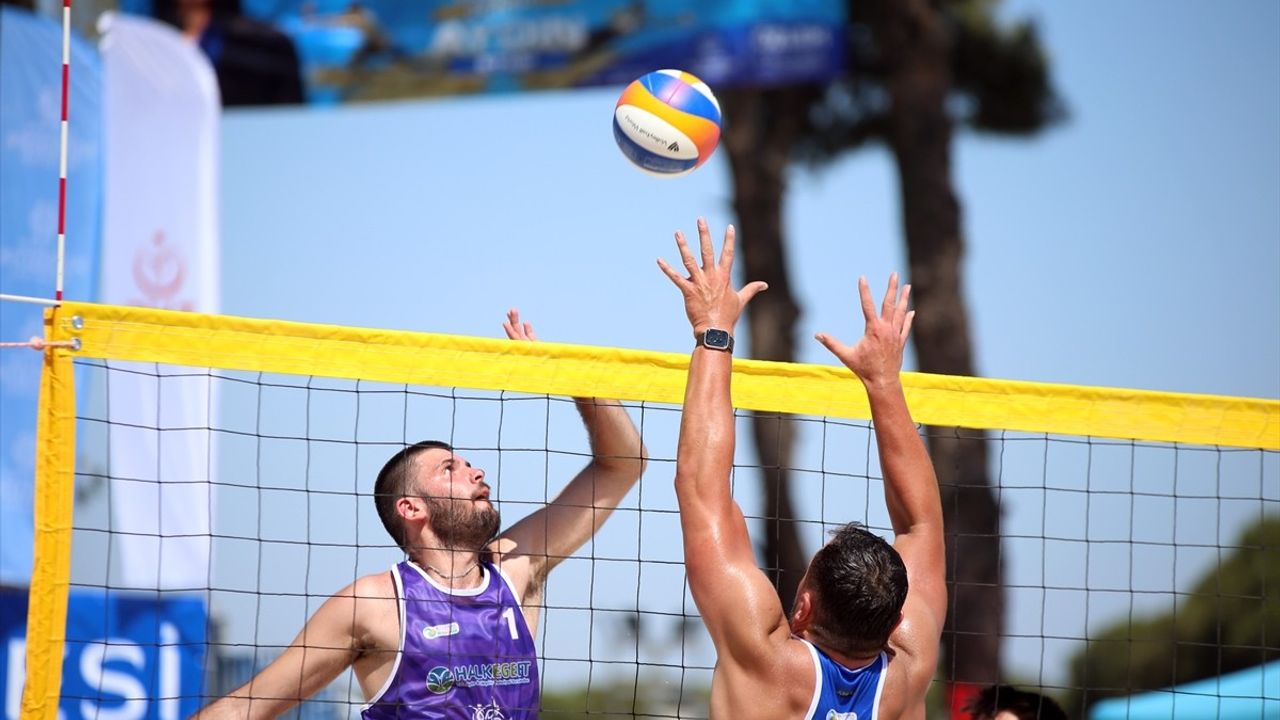 Aydın'da Uluslararası Plaj Voleybolu Türkiye Serisi Heyecanı