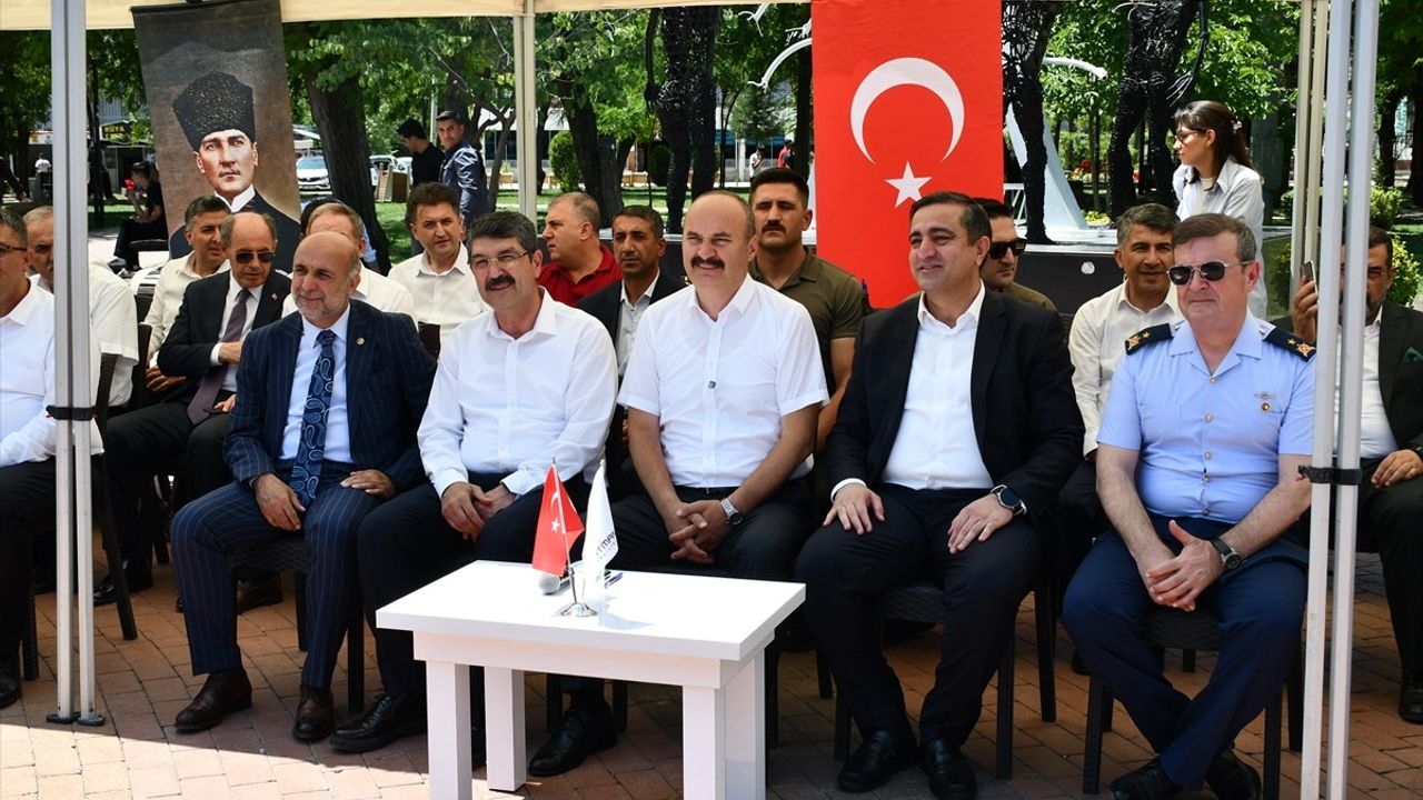 Bayramlaşma Programları: Batman, Şırnak ve Elazığ'da Coşku Doruğa Ulaştı