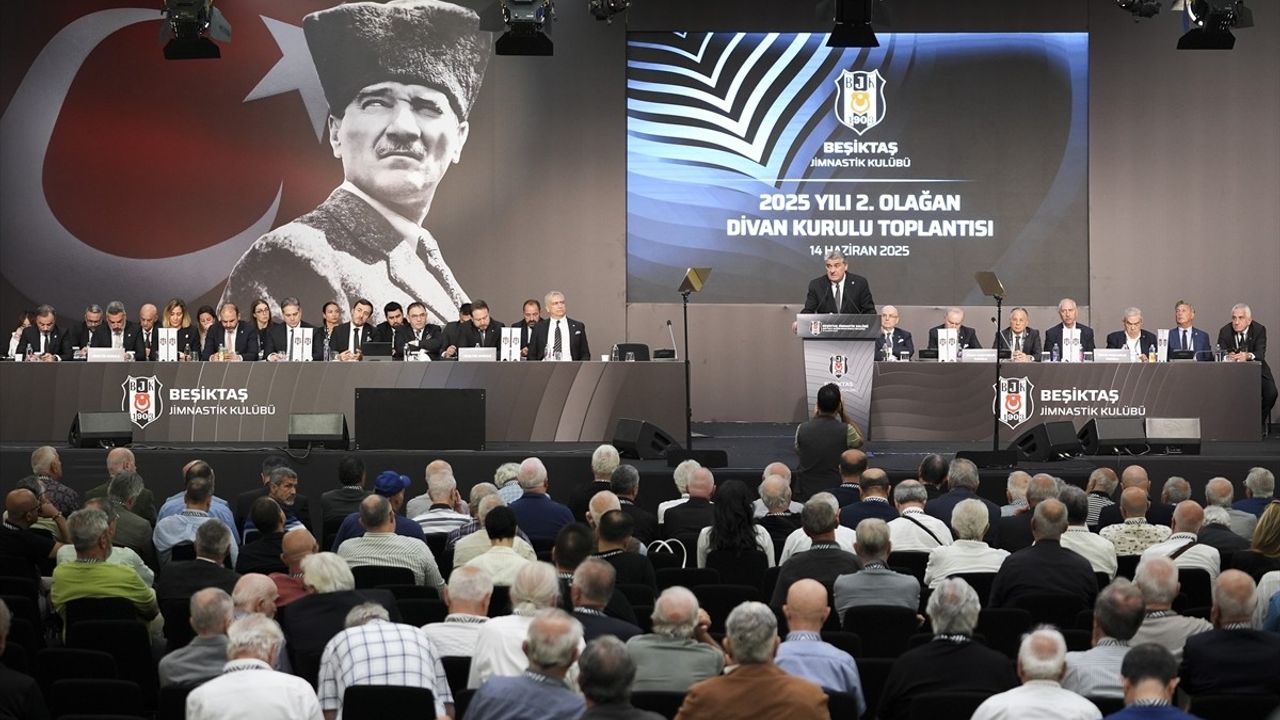 Beşiktaş Kulübü Başkanından Ekonomik Bağımsızlık Vurgusu