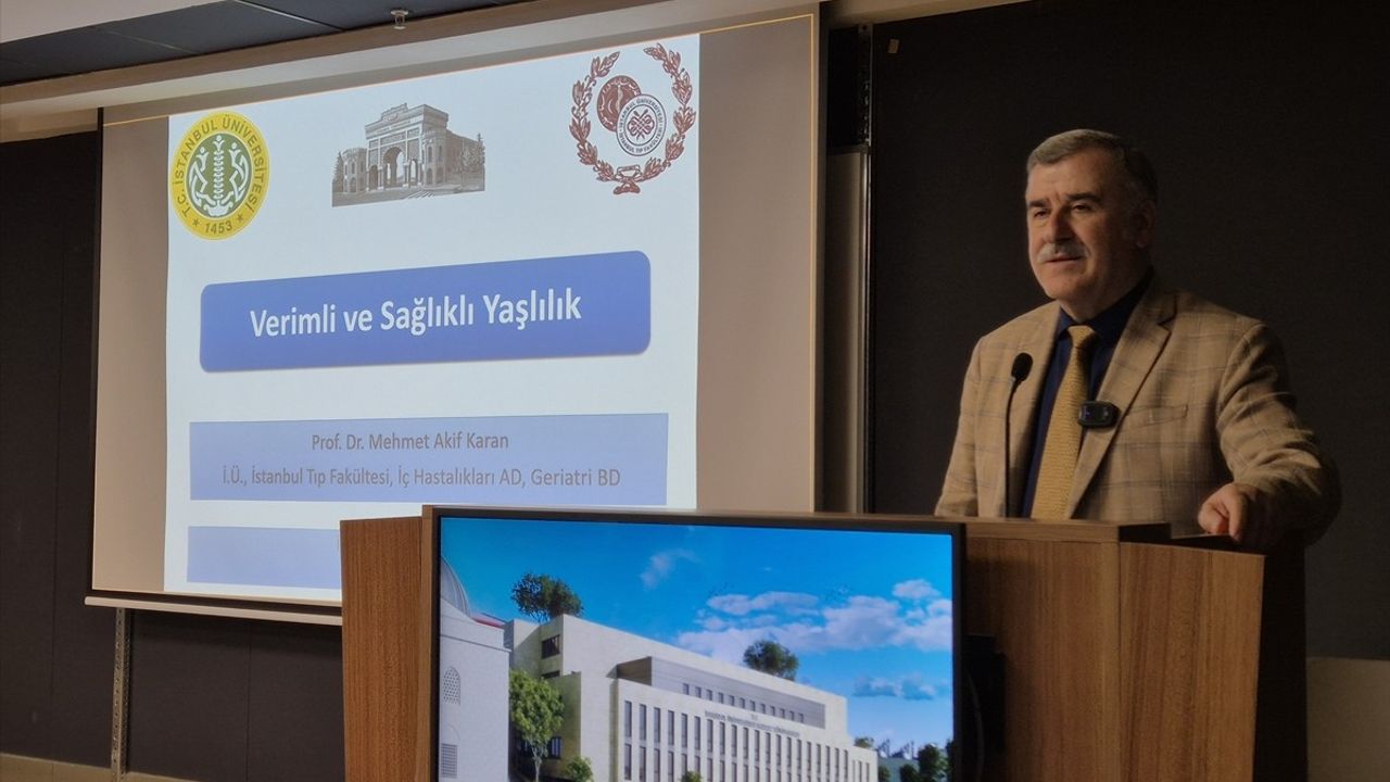 Bilim Kafe'de Verimli ve Sağlıklı Yaşlılık Konusu Ele Alındı
