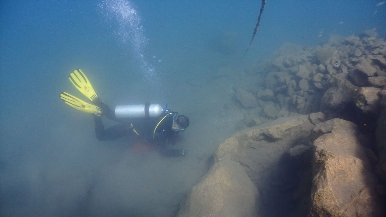Bodrum'da Gönüllü Dalgıçlar 161 Kilogram Atık Topladı