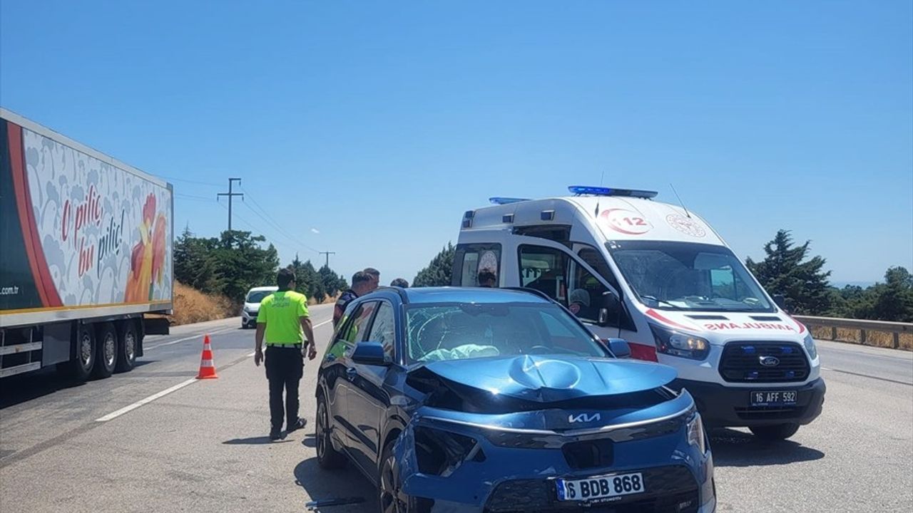 Bursa'da Otomobil Kazası: 5 Yaralı