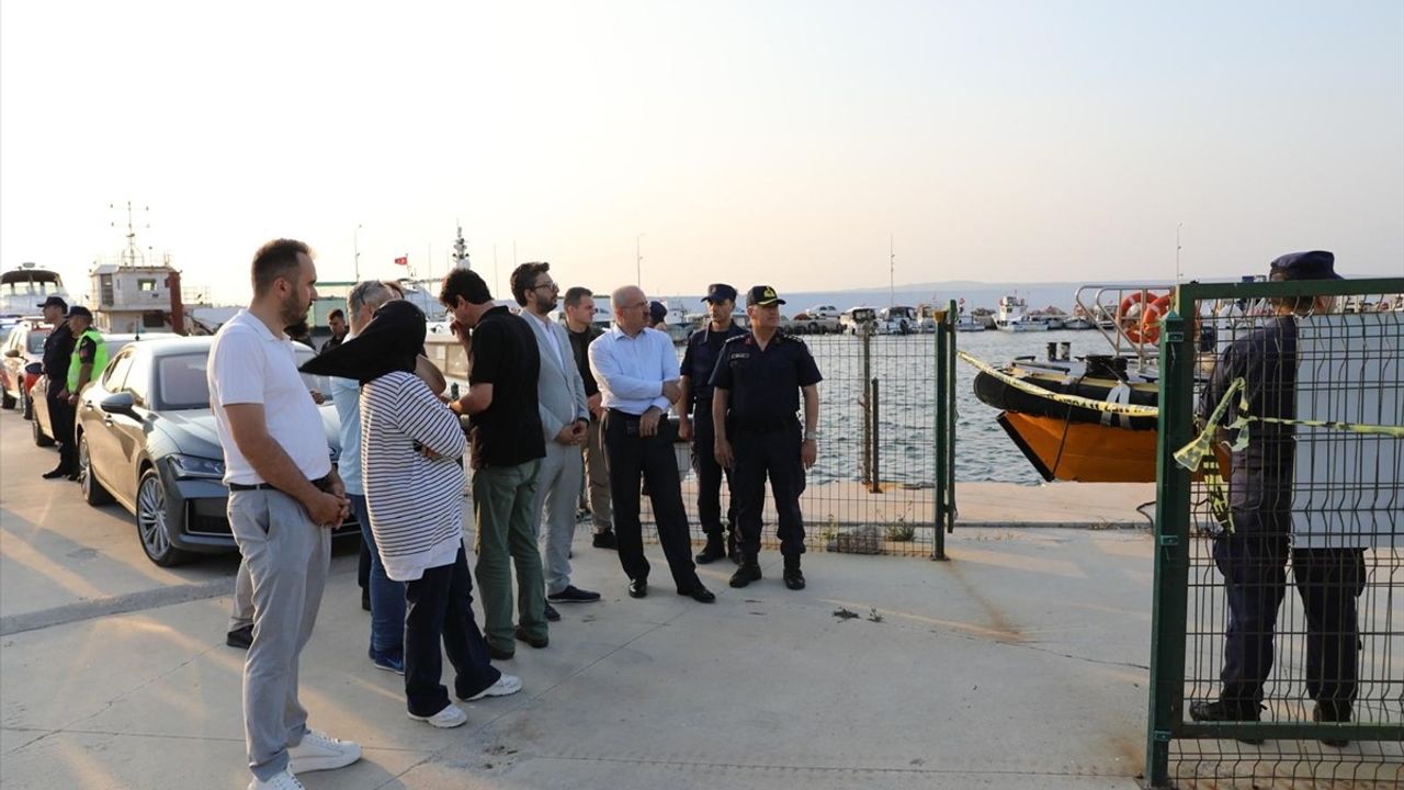 Çanakkale'de Sağlık-1 Botu'nda Patlama: 1 Kişi Hayatını Kaybetti