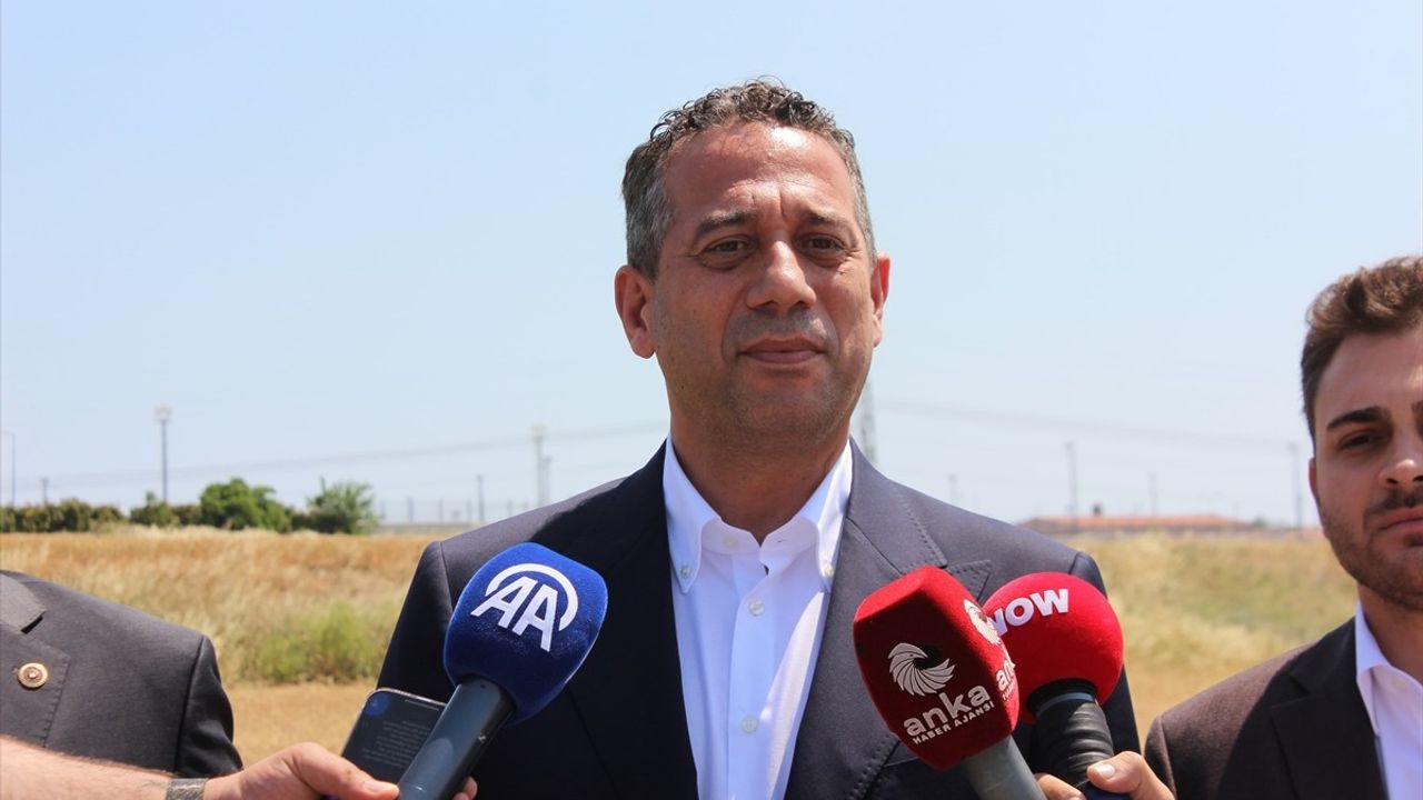CHP Heyetinden İmamoğlu'na Cezaevi Ziyareti