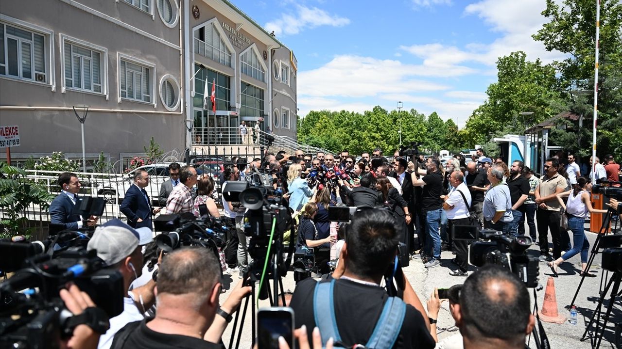 CHP Kurultayının İptali İçin Süren Davada Yeni Gelişmeler