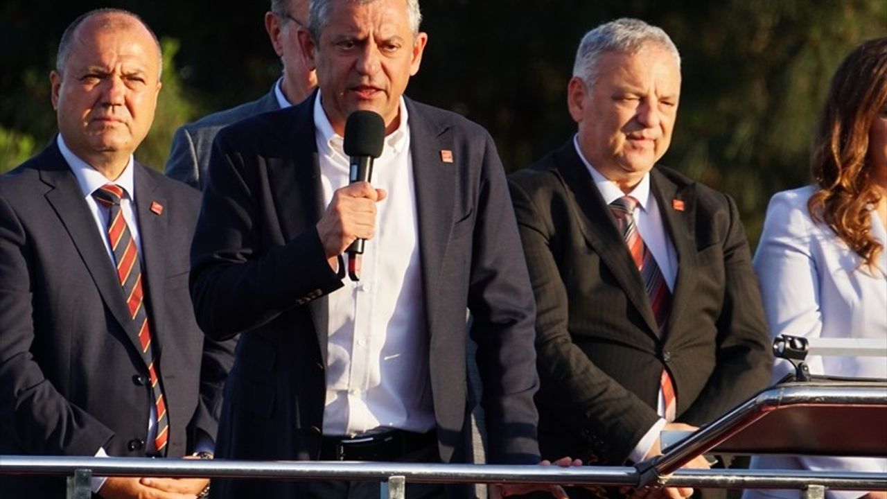 CHP Lideri Özgür Özel Tekirdağ'da 'Millet İradesine' Vurgu Yaptı